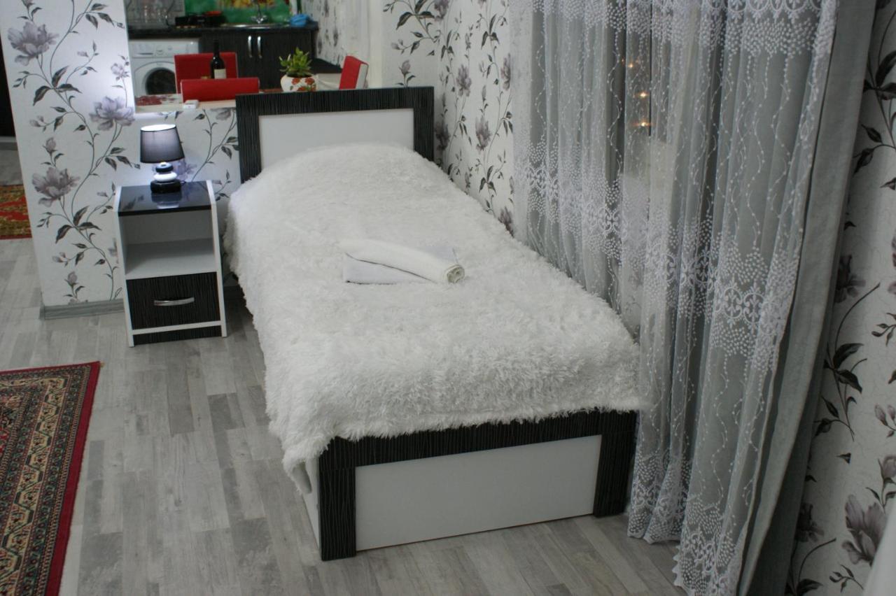 Hotel Jurkha Τυφλίδα Εξωτερικό φωτογραφία